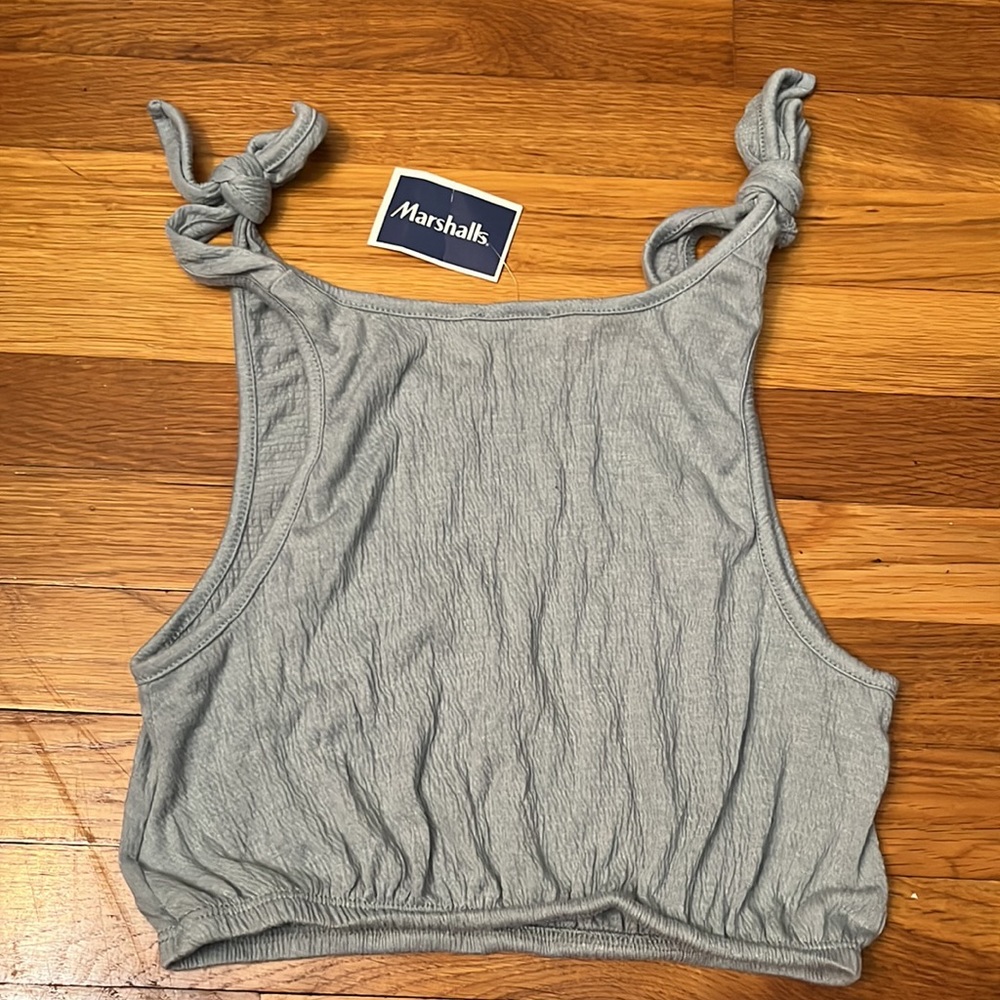 Crop Top - Picture 2 of 5
